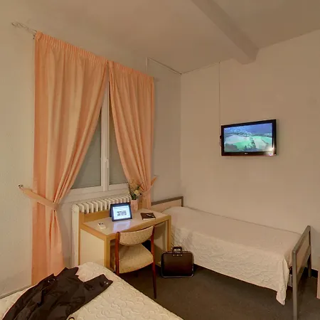 Hotel Will's 2*
